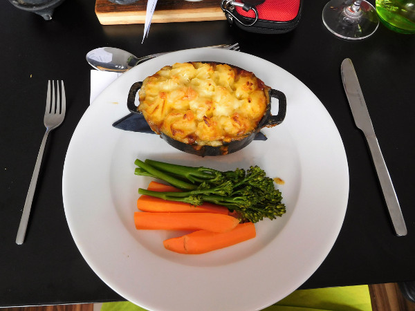 Lunch at East Avenue Restaurant - February 2019